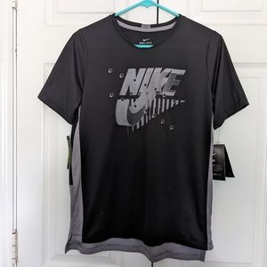 NIKE Boy's T-Shirt